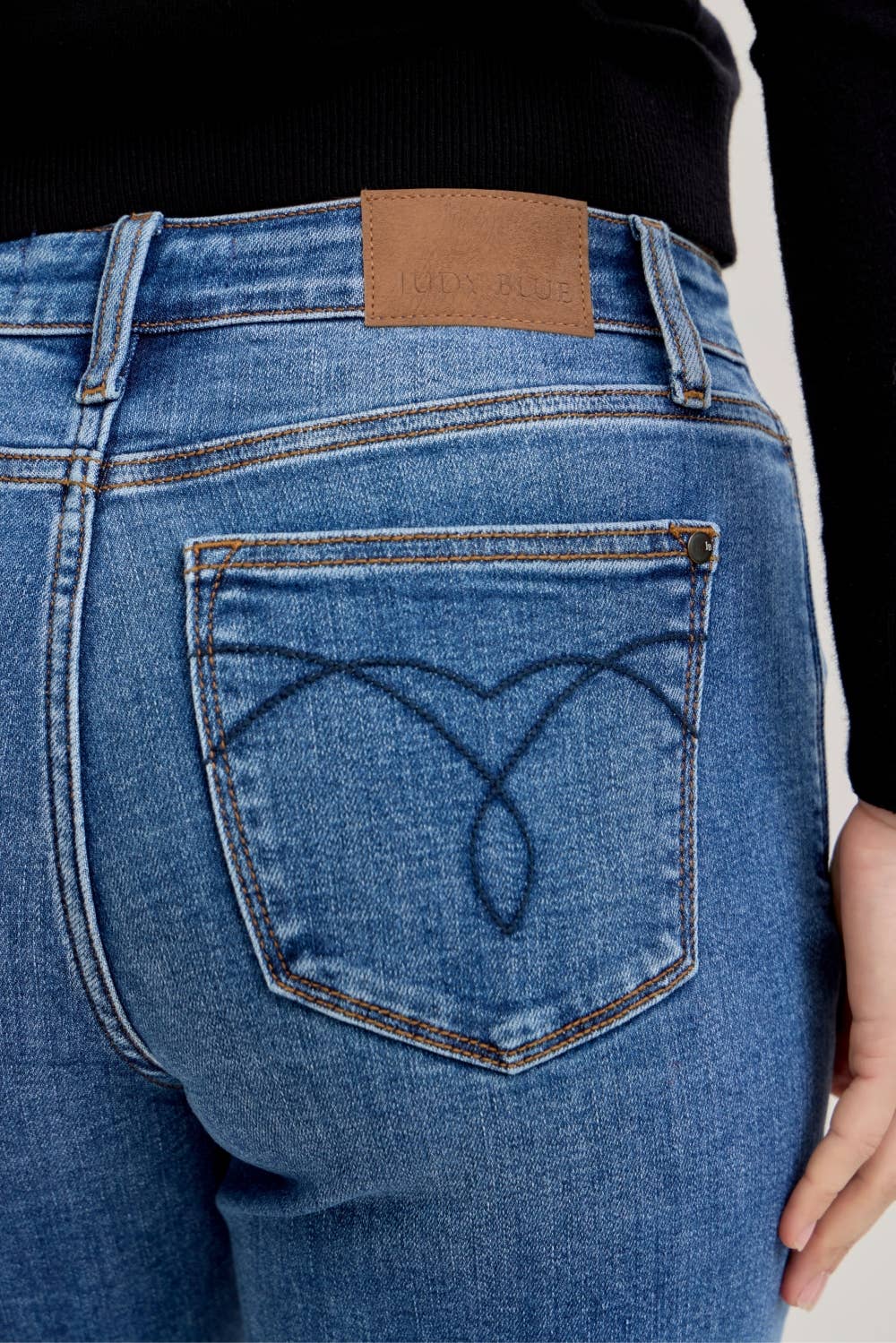 Judy Blue Midrise BF Classic Cuffed