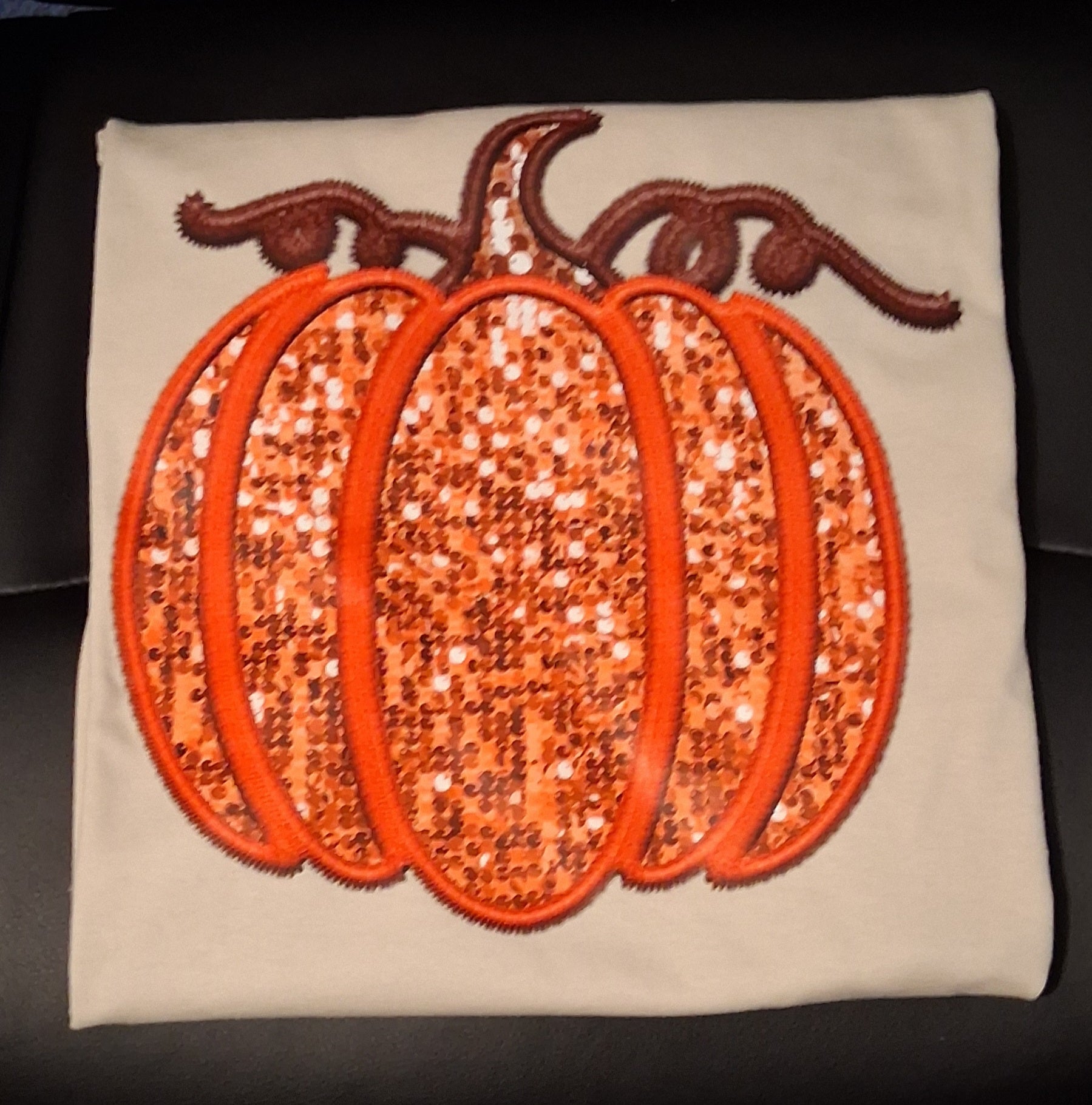 Faux Glitter Yarn Pumpkin T-Shirt - AshBrooke's BoutiqueFaux Glitter Yarn Pumpkin T-Shirt